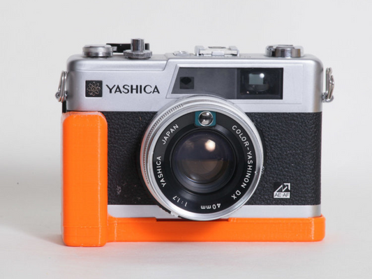 Yashica Electro 35 GX Butter Grip Cameradactyl